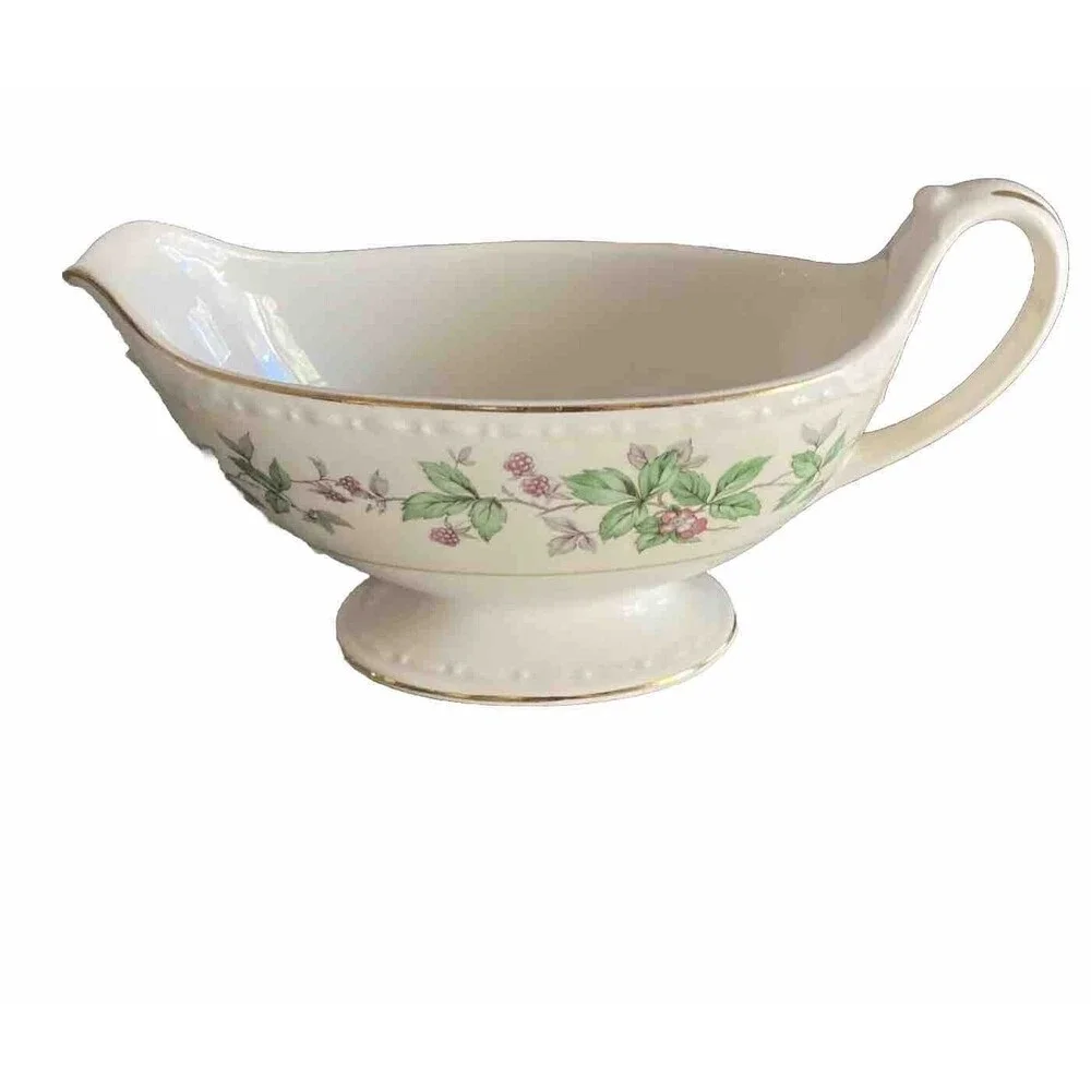 Vintage Homer Laughlin Eggshell Georgian GREENBRIAR Creamer /Sugar & Gravy Boat